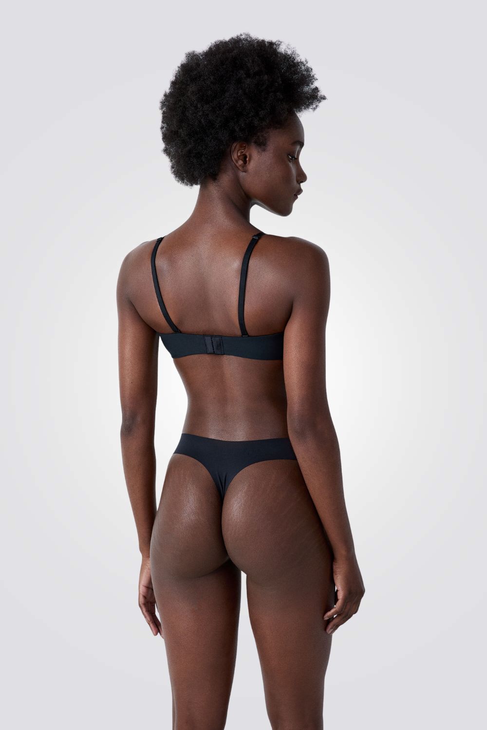 חזיית פוש-אפ סטרפלס | איתם