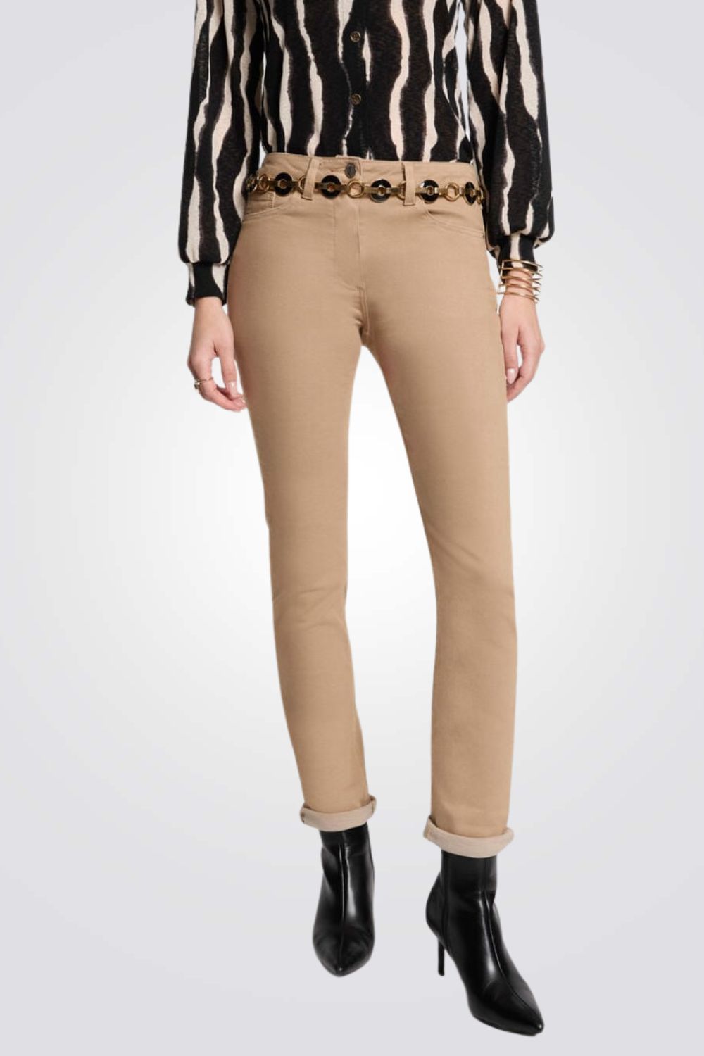 מכנסיים ארוכים גזרה ישרה