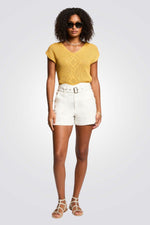 סריג פתוח שרוולים קצרים בצבע חרדל