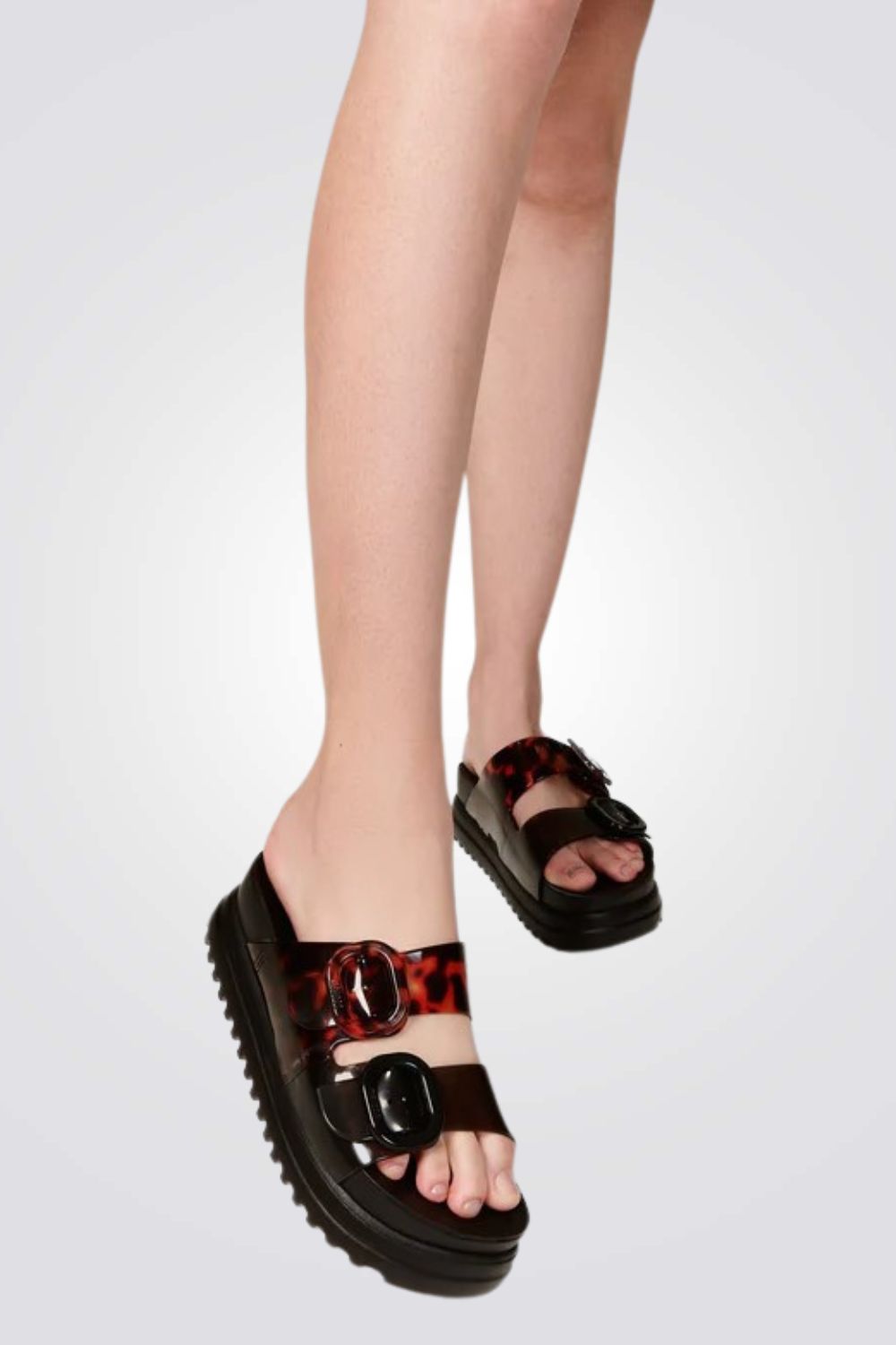 כפכפים COZY פלטפורמה בצבע שחור/מנומר