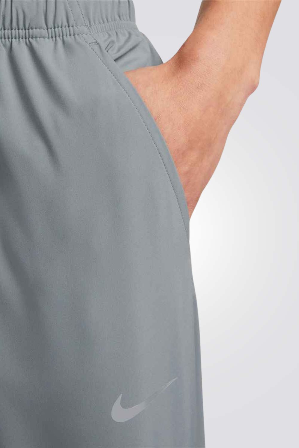 מכנסי ספורט רב תכליתיים לגברים | נייקי
