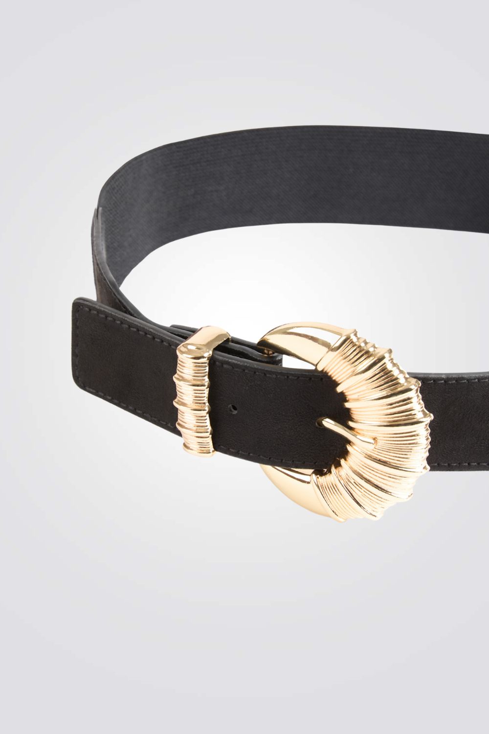 חגורה אלסטית בצבע שחור