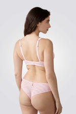 חזיית פוש-אפ עם מחשוף עמוק | איתם