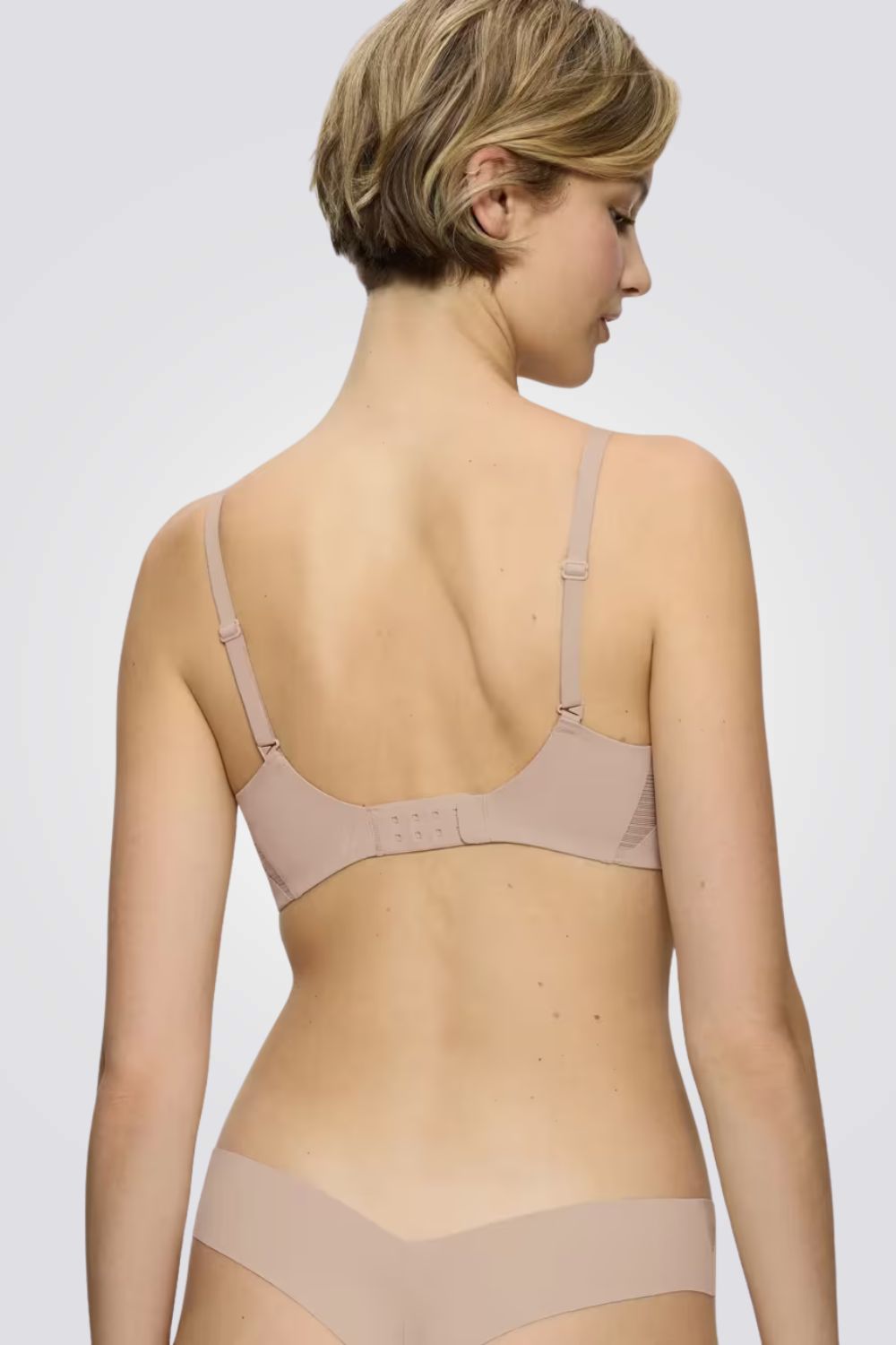 חזיית פוש-אפ ללא ברזל | טריומף