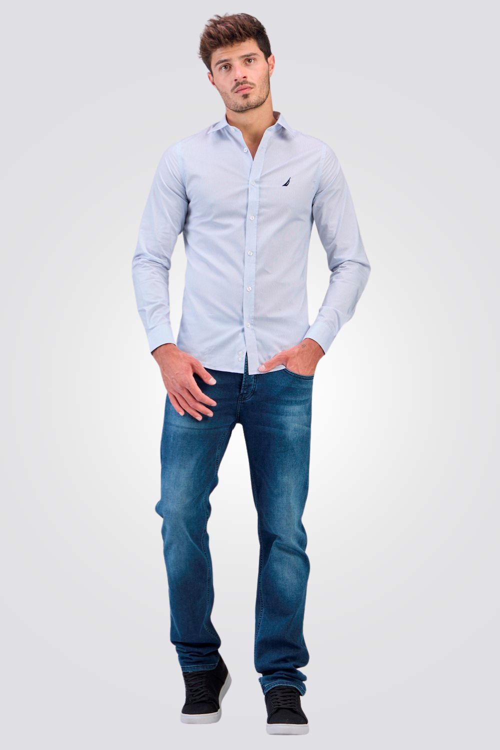 מכופתרת TAILORED FIT תכלת