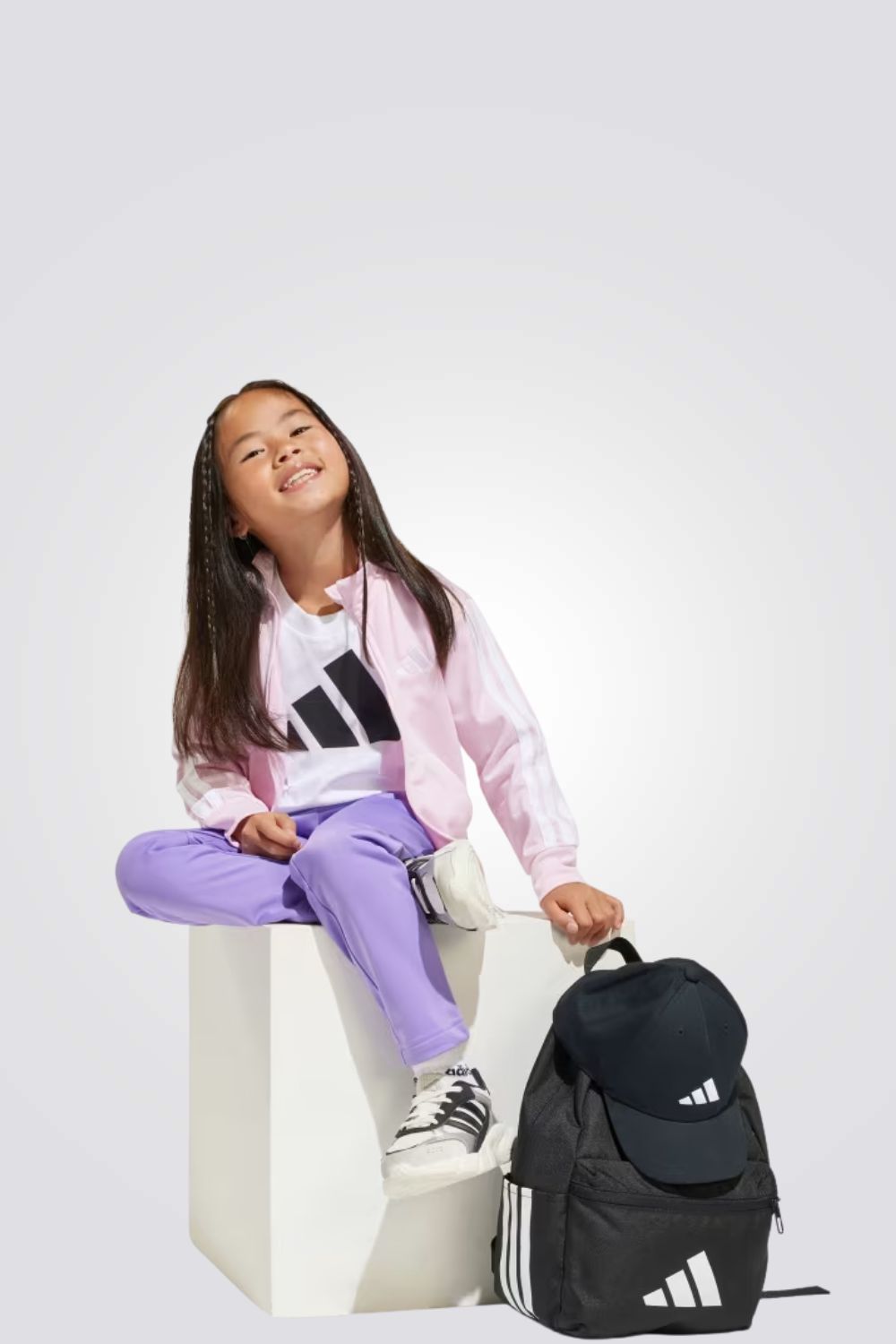 תיק גב לילדים בצבע שחור