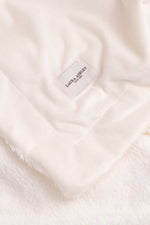 שמיכת מינק 150/200 ס"מ דגם SOFIA | לאורה אשלי