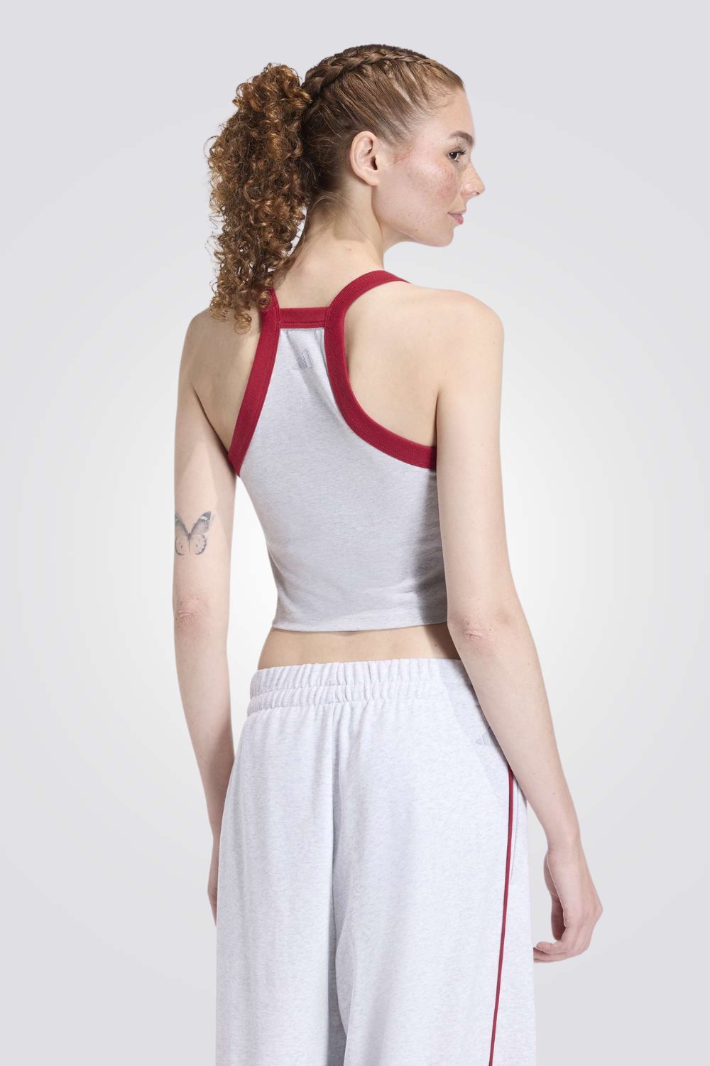 גופיית Colorpop עם גרפיקה רקומה | אדידס