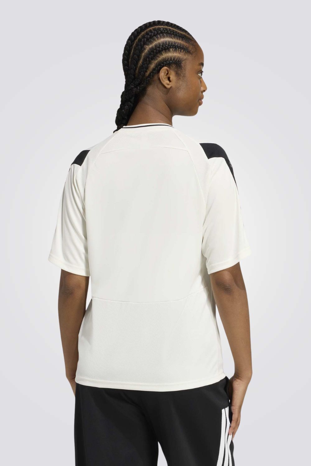 טישירט House of Tiro מעוצבת לנשים | אדידס