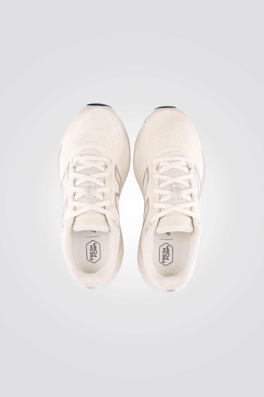 נעלי ספורט לנשים בצבע שמנת | ניו באלאנס