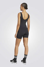 אוברול ספורט קצר לנשים | אדידס 