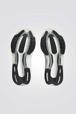 נעלי ספורט ULTRABOOST LIGHT לנשים 