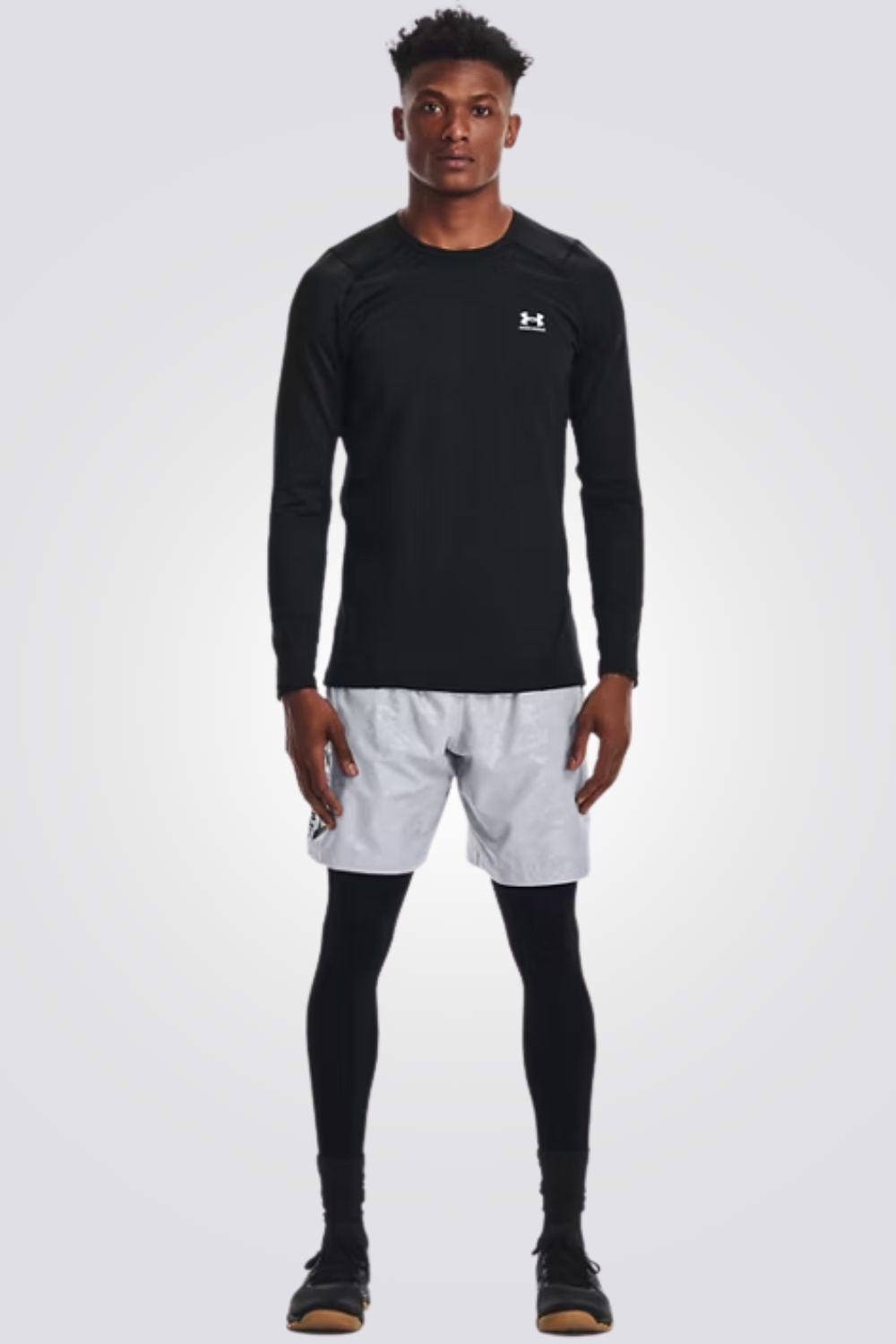 חולצת אימון ארוכה לגברים בצבע שחור