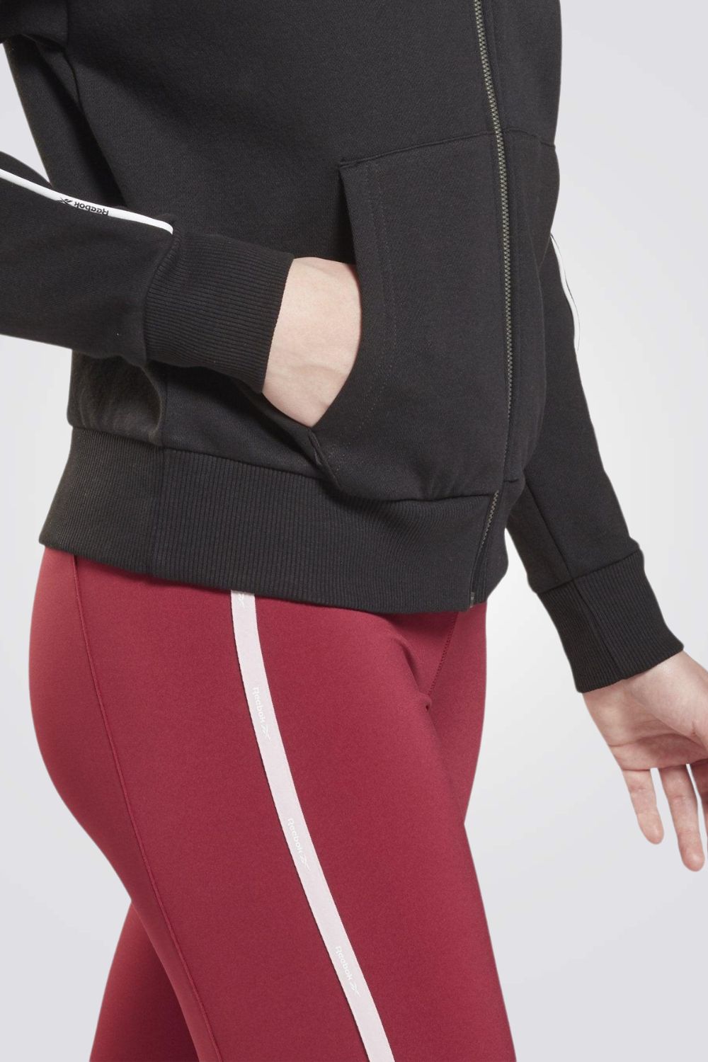 קפוצ'ון PIPING ZIP-UP