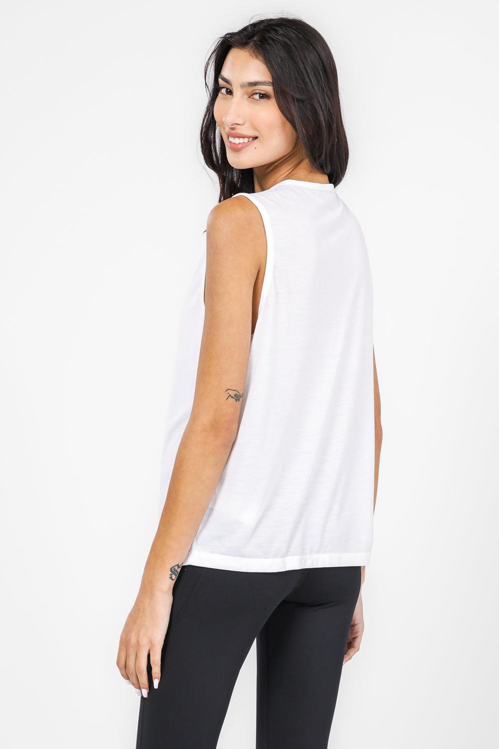 גופייה לנשים בצבע לבן - MASHBIR//365