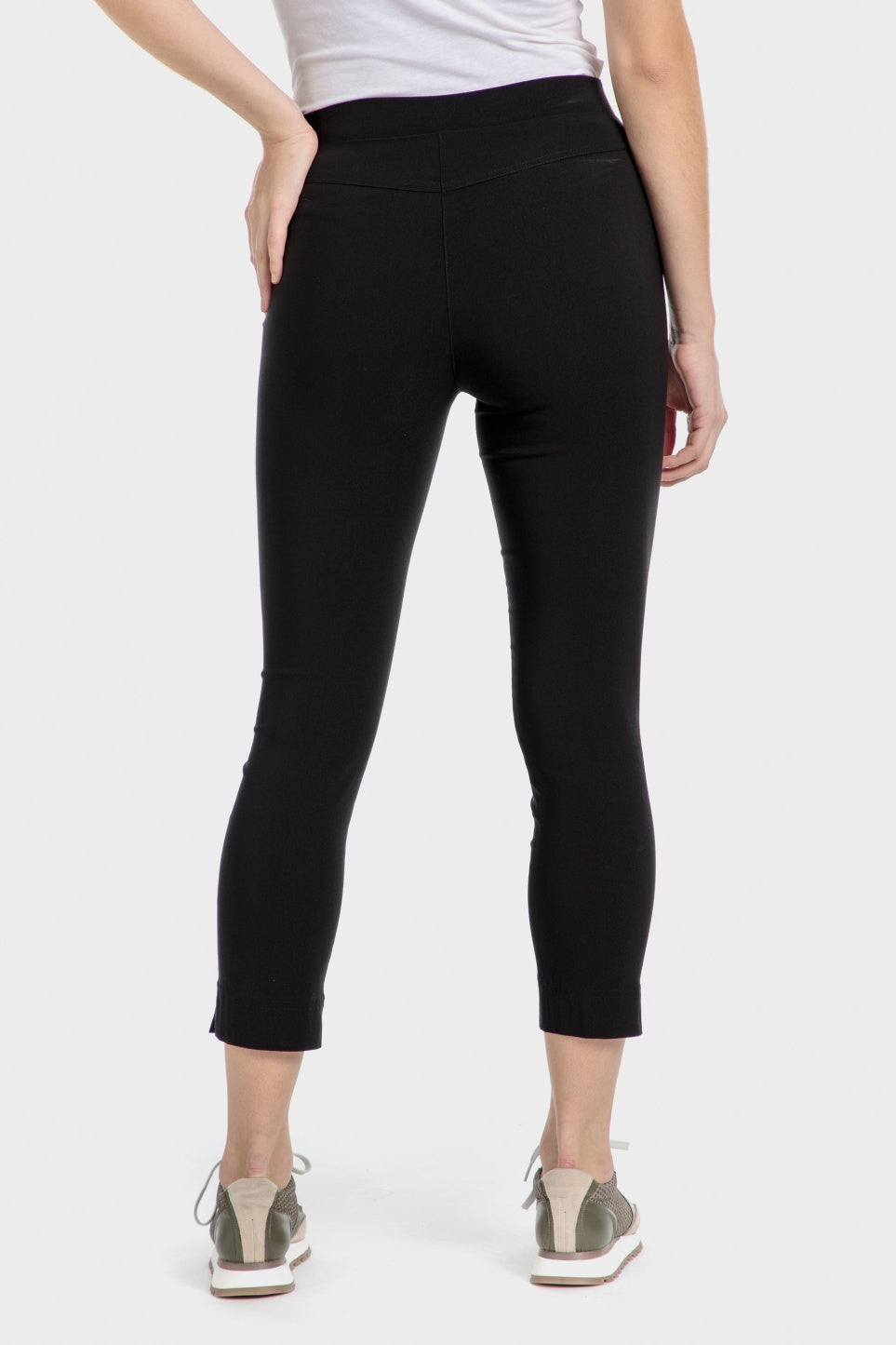 מכנסי אלגנט בצבע שחור