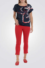 חולצה עם הדפס אבסטרקטי בצבע כחול נייבי 