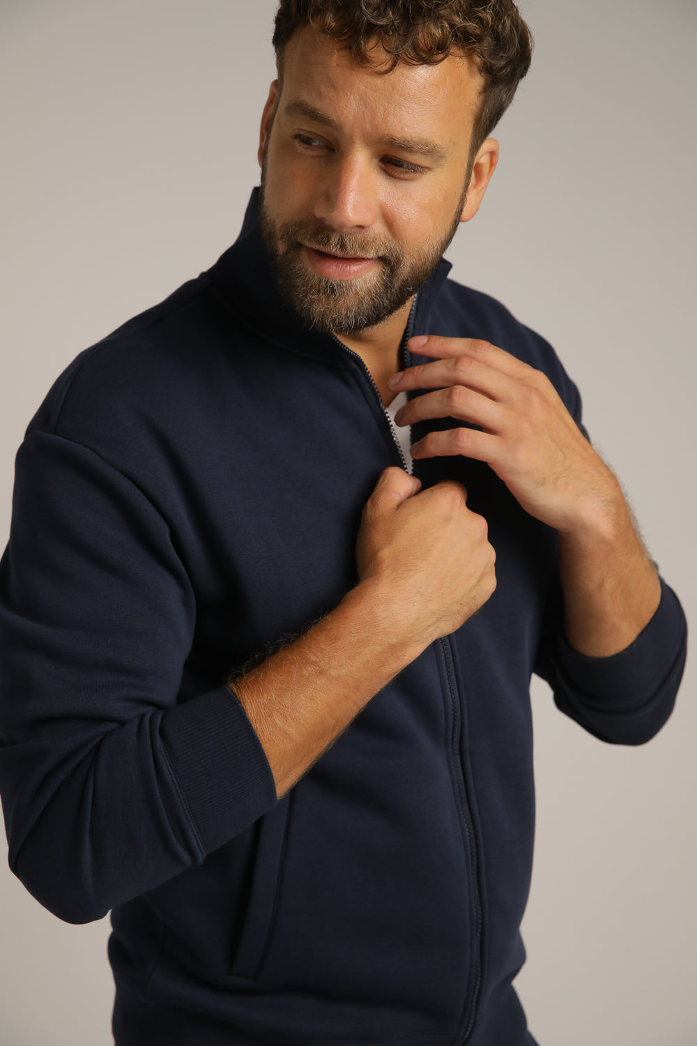 סווטשירט עם צווארון עומד | קנת קול