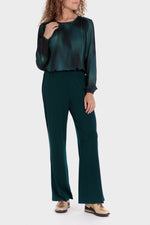 חולצת פליסה בצבע ירוק כהה