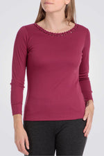 טישירט צווארון עגול בצבע ורוד אדום