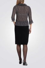 חצאית ברך בצבע שחור