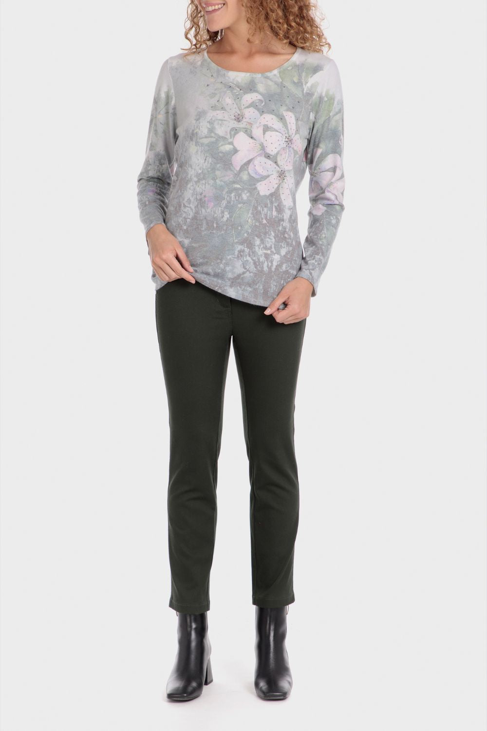 סוודר בהדפס פרחוני