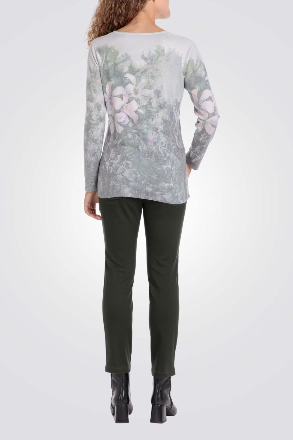 סוודר בהדפס פרחוני