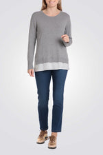 סוודר בשילוב ריינסטון 
