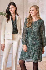 מכנסיים ארוכים בצבע בז'