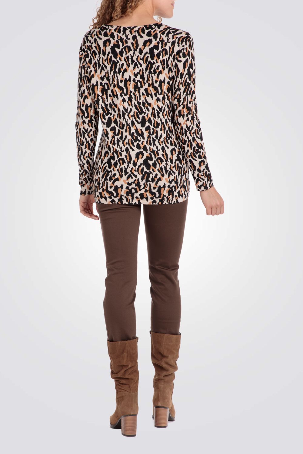 מכנסי כותנה שלושת רבעי בצבע חום