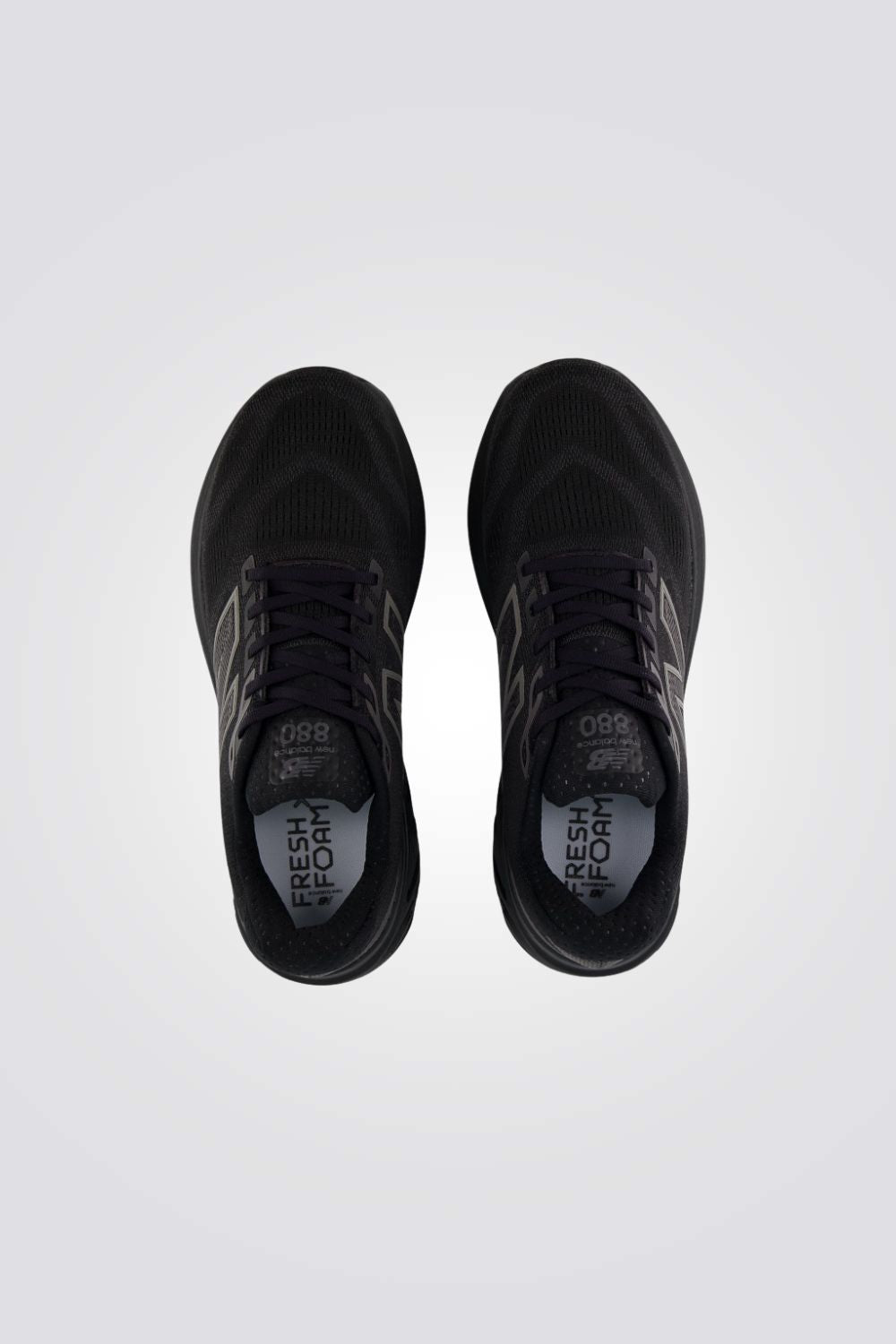 נעלי ספורט בצבע שחור לגברים | ניו באלאנס