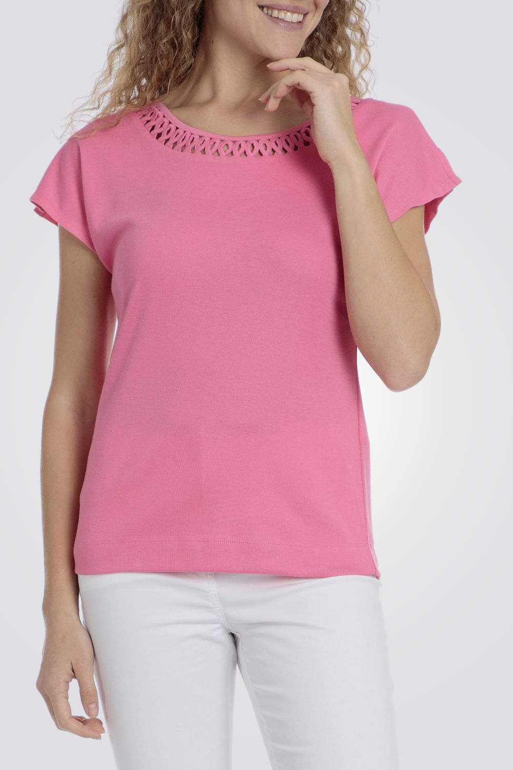 טישירט בייסיק לנשים