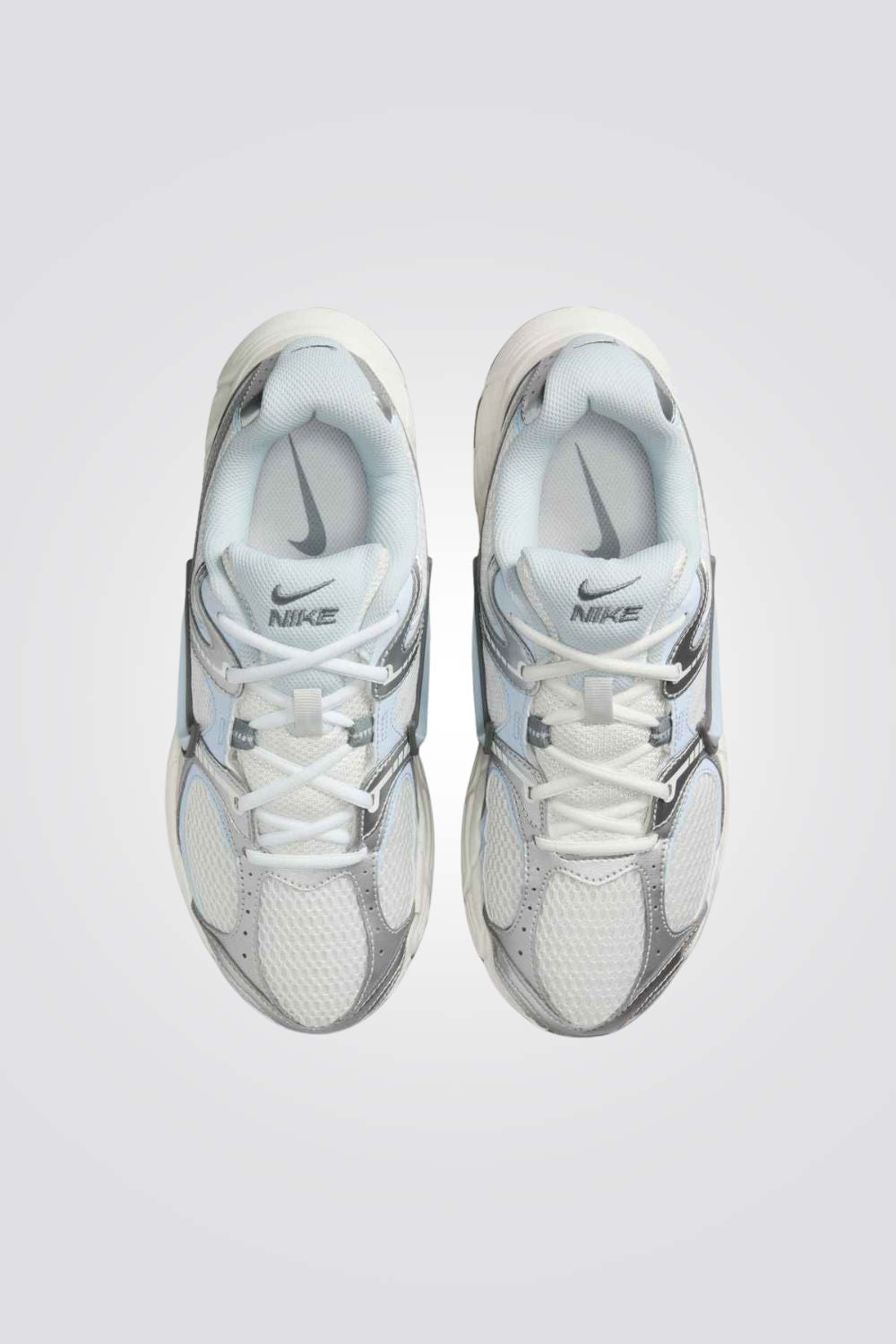 נעלי ספורט Nike V5 RNR לנשים