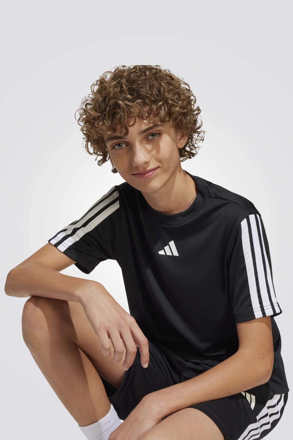 חולצת ספורט Train Essentials 3-Stripes לילדים ונוער | אדידס