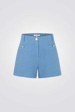 מכנסיים קצרים במראה טוויד בצבע כחול בהיר