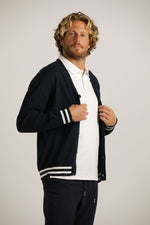 קרדיגן עם עיצוב פסים קונטרסטים | קנת קול