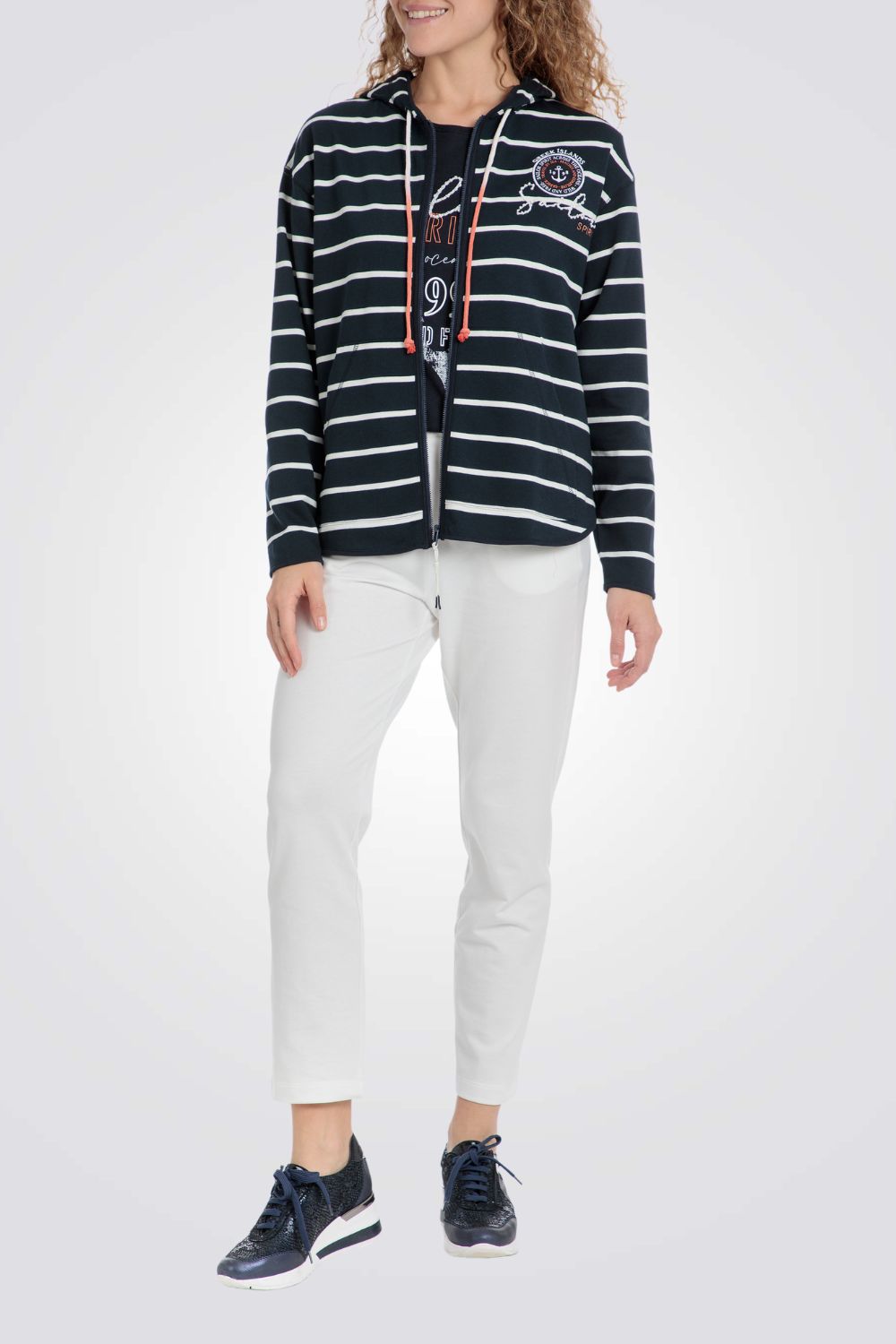 ג'קט ספורט הדפס פסים עם קפוצ'ון