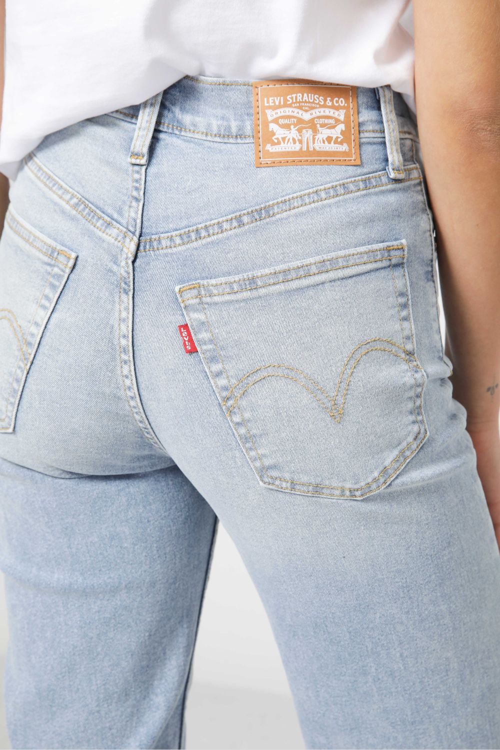 מכנסי ג'ינס Ribcage Straight