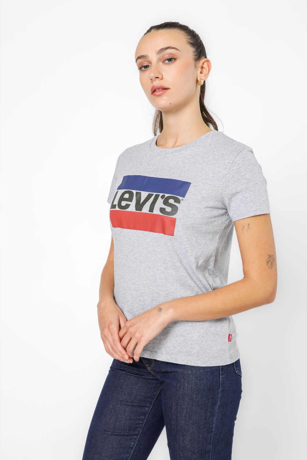 טישירט בצבע אפור הדפס לוגו בחזית