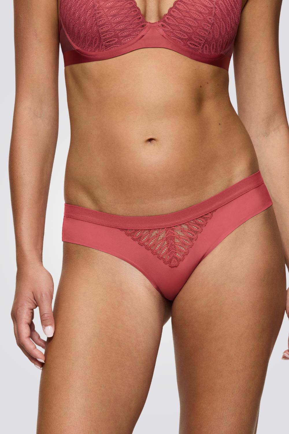 תחתון ברזילאי Aura Spotlight T Brazilian לנשים