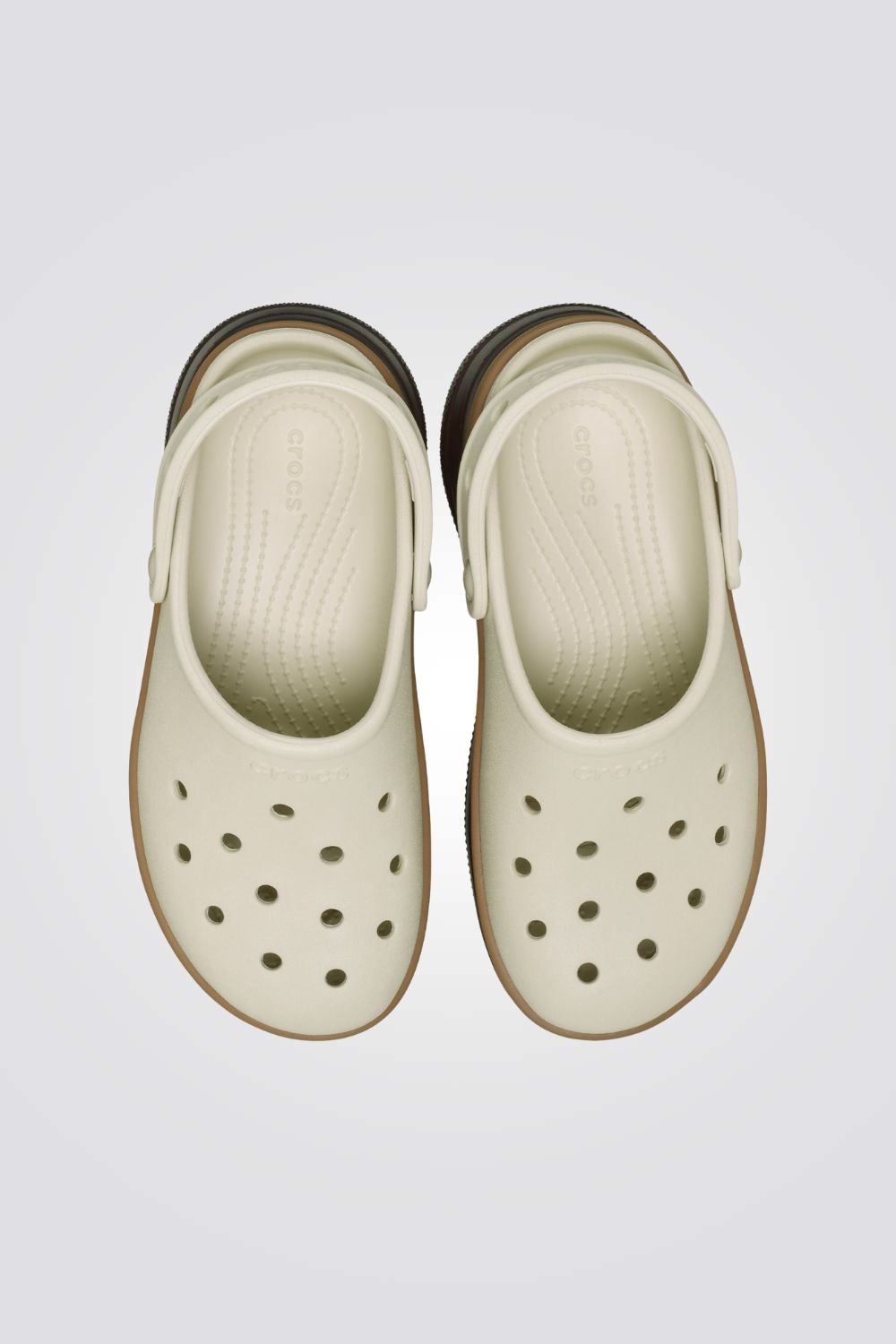 כפכפי פלטפורמה קלאסיק סטקאד לנשים Classic Stacked Clog | קרוקס
