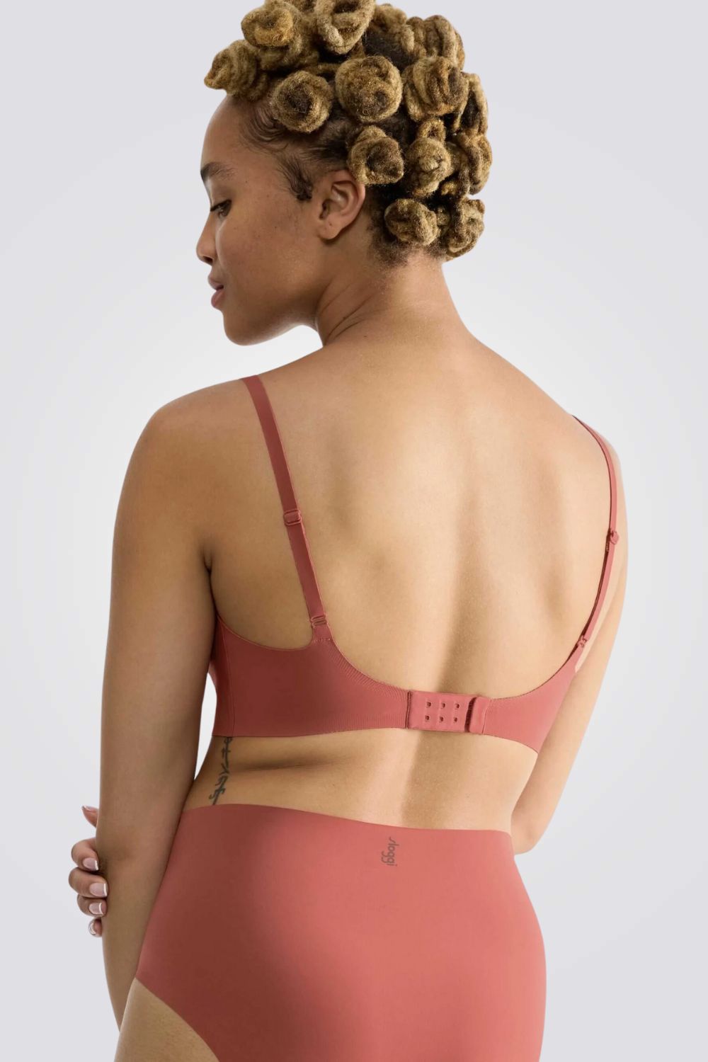 חזייה מרופדת לנשים