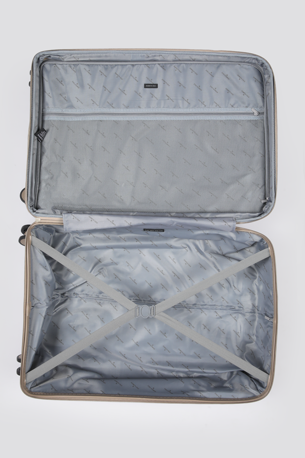 מזוודה קשיחה גדולה 28'' דגם VOYAGE 