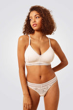 חזיית תחרה מרופדת DESTINEE בצבע שמנת