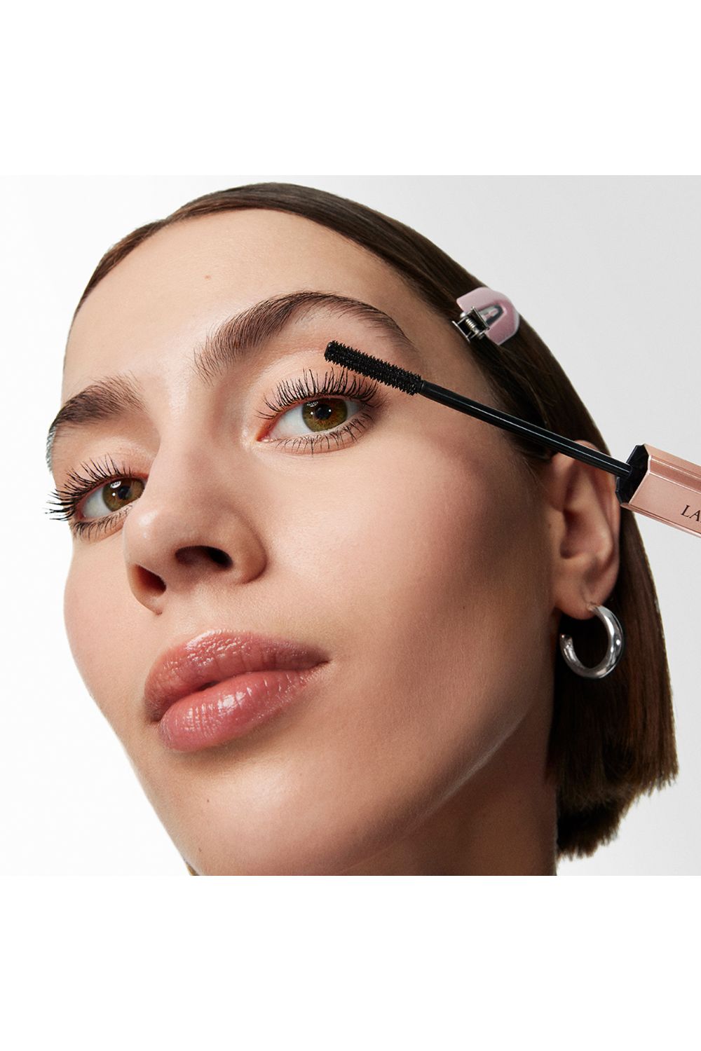 מסקרה 8.5 מ"ל LASH IDOLE FLUTTER