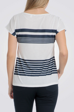 חולצת טי אלגנטית עם פרחים ופסים 