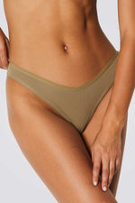 מארז תחתוני טנגה JOHN לנשים