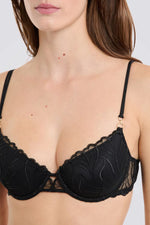 חזיית ריפוד קל ENVOLEE N*4 לנשים | איתם