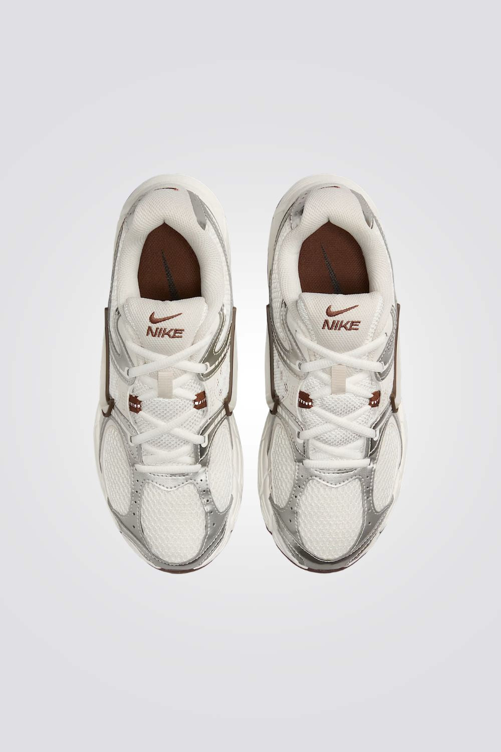 נעלי ספורט Nike V5 RNR לנשים