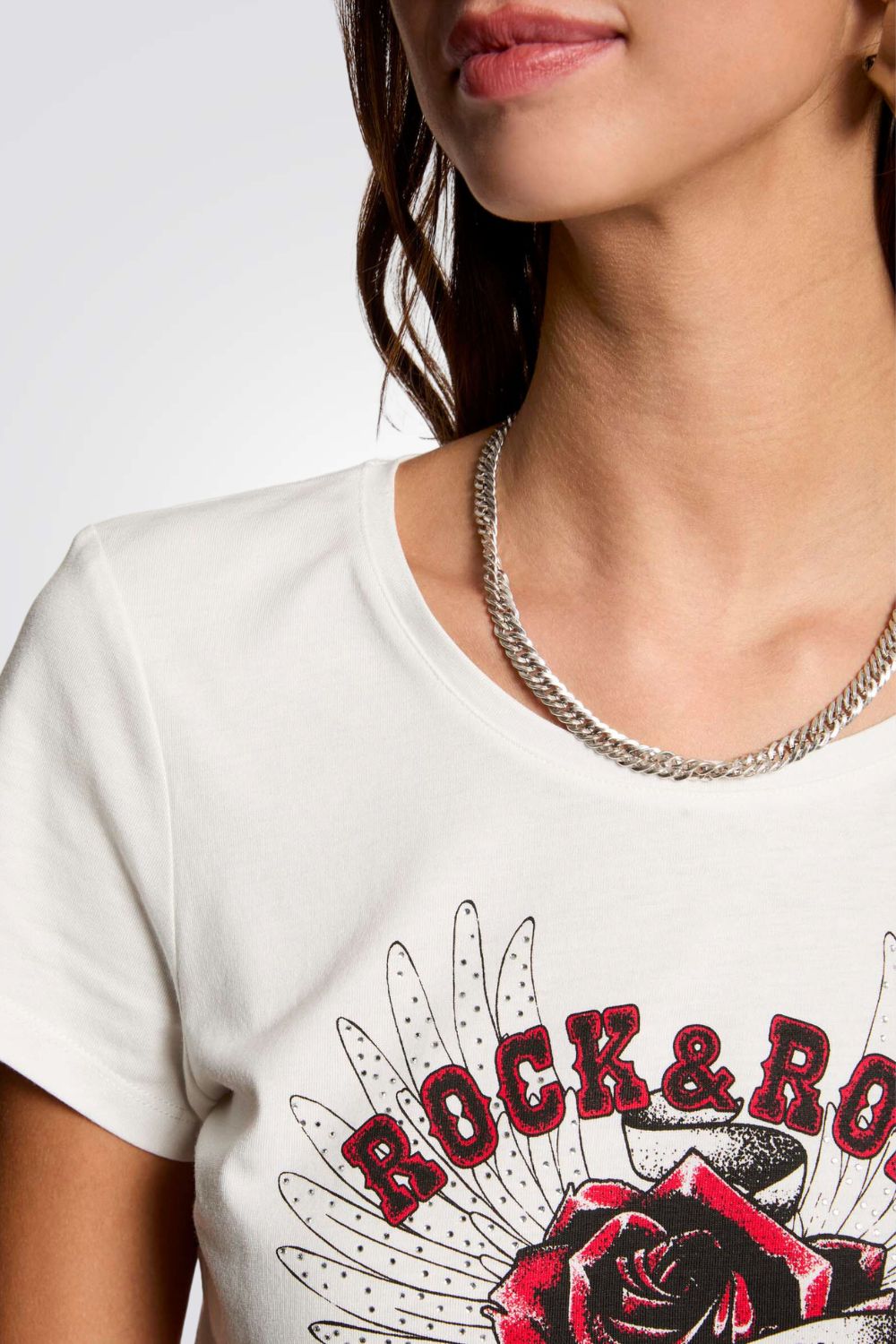 טישירט הדפס בחזית ROCK & ROLL